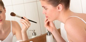 Tìm hiểu về cách trị nám do hóa mỹ phẩm?