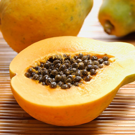 cach-lam-trang-da-mat-tu-nhien-tai-nha-4