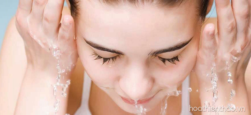 Học cách chăm sóc da mặt của phụ nữ nhật 2