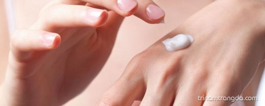 Mẹo chống lão hoá cho da tay hiệu quả 3